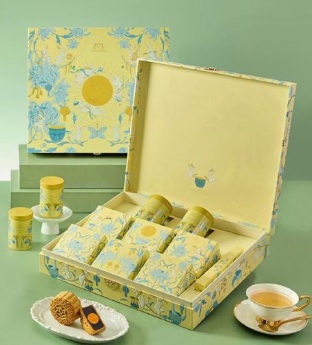 Bánh trung thu Khách sạn Hà Nội Hộp 6 bánh và Trà Tea under the Lanterns